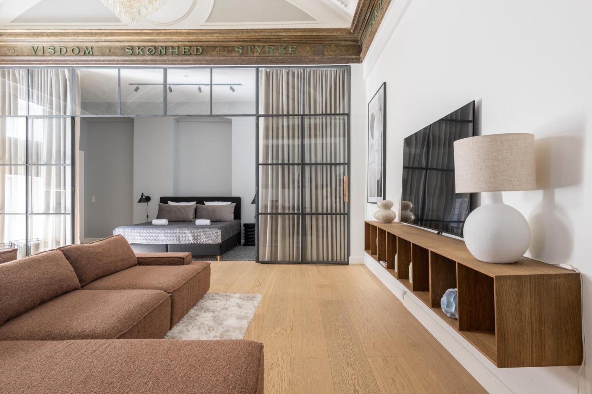 Unique 3 Bedroom Apartment In Vibrant Frederiksberg Kopenhagen Buitenkant foto