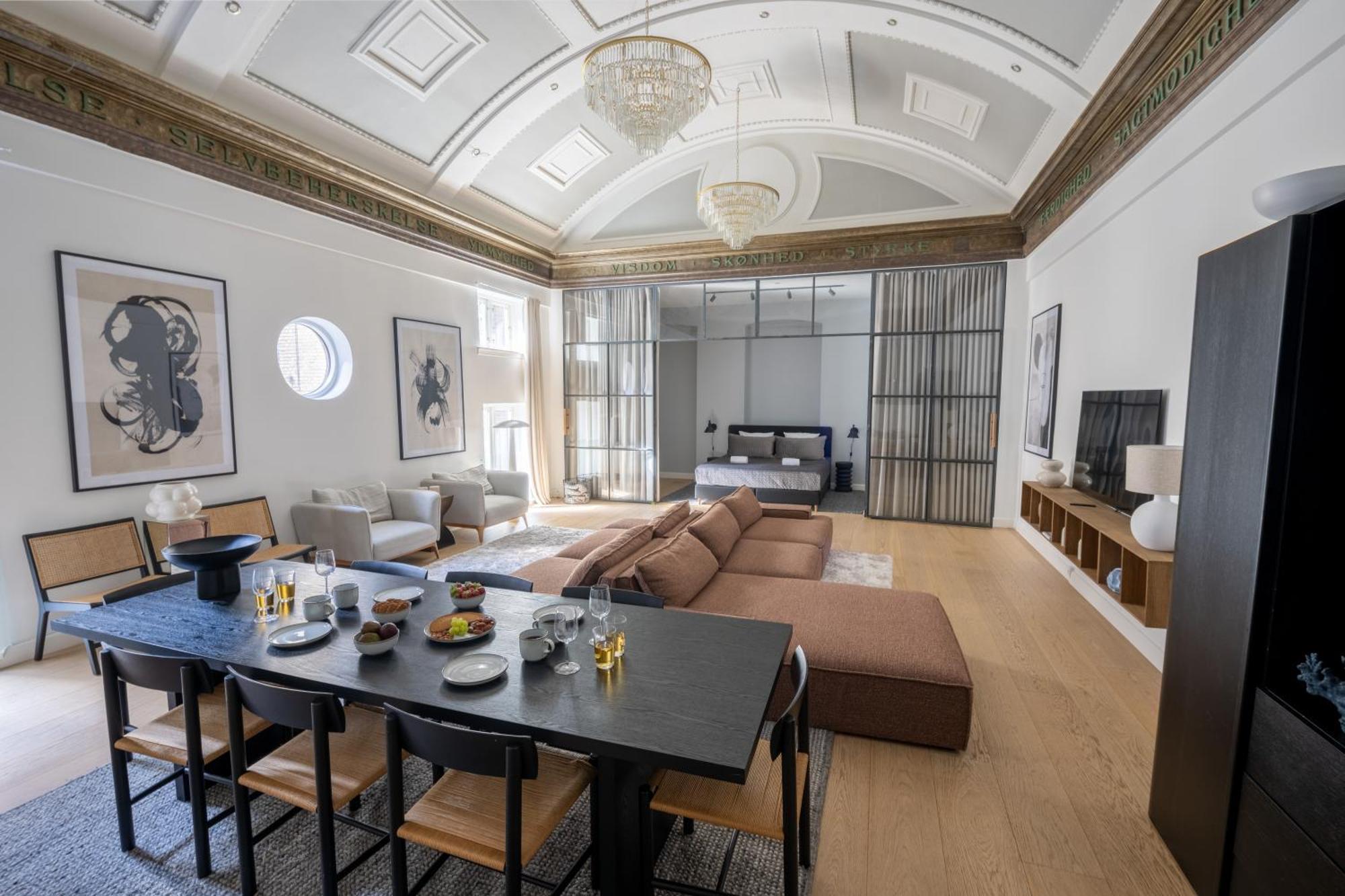 Unique 3 Bedroom Apartment In Vibrant Frederiksberg Kopenhagen Buitenkant foto