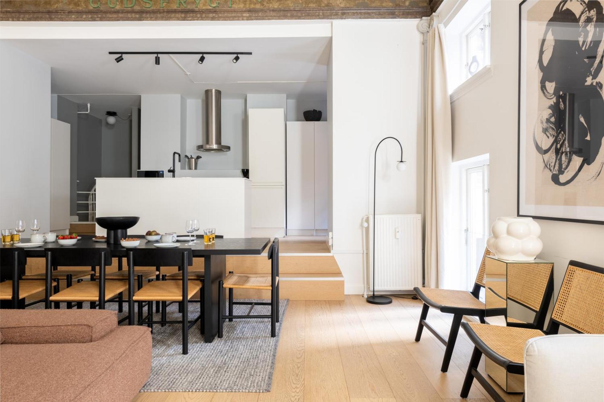 Unique 3 Bedroom Apartment In Vibrant Frederiksberg Kopenhagen Buitenkant foto