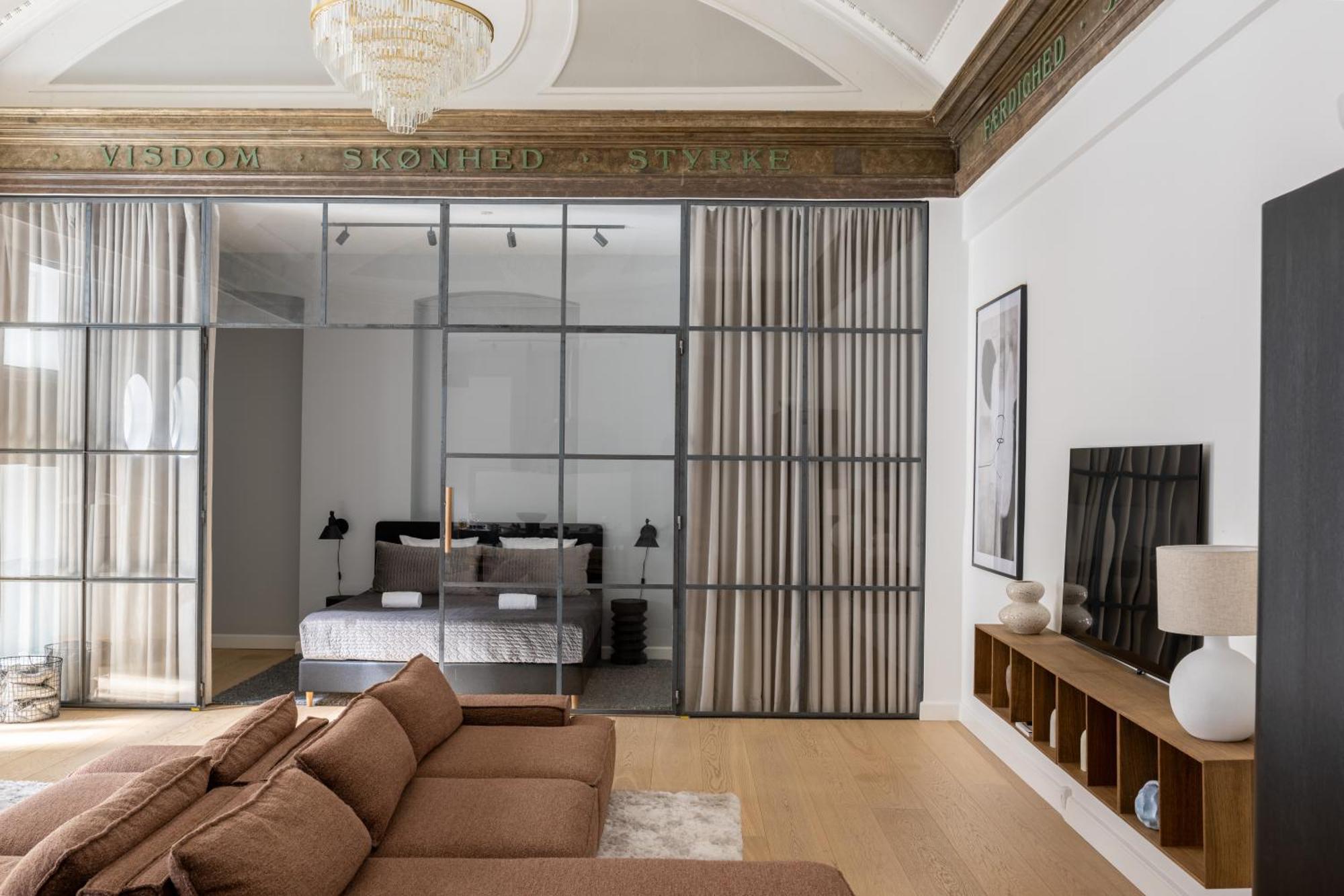 Unique 3 Bedroom Apartment In Vibrant Frederiksberg Kopenhagen Buitenkant foto