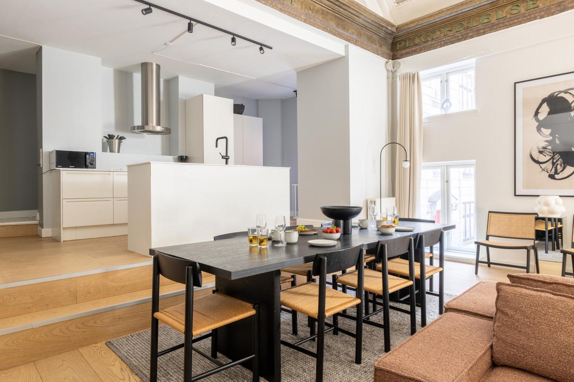 Unique 3 Bedroom Apartment In Vibrant Frederiksberg Kopenhagen Buitenkant foto