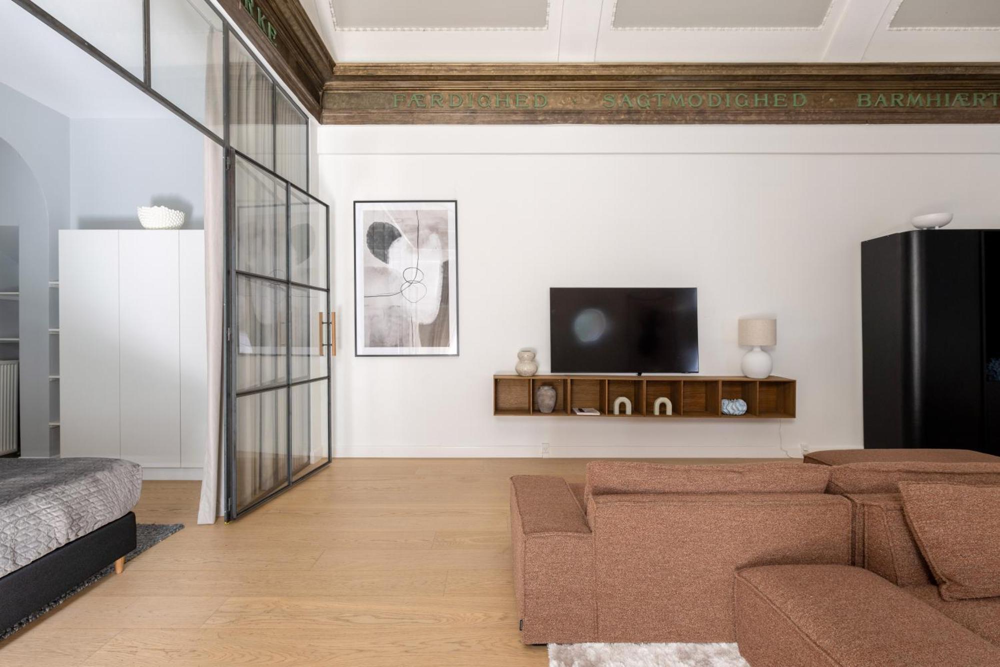 Unique 3 Bedroom Apartment In Vibrant Frederiksberg Kopenhagen Buitenkant foto